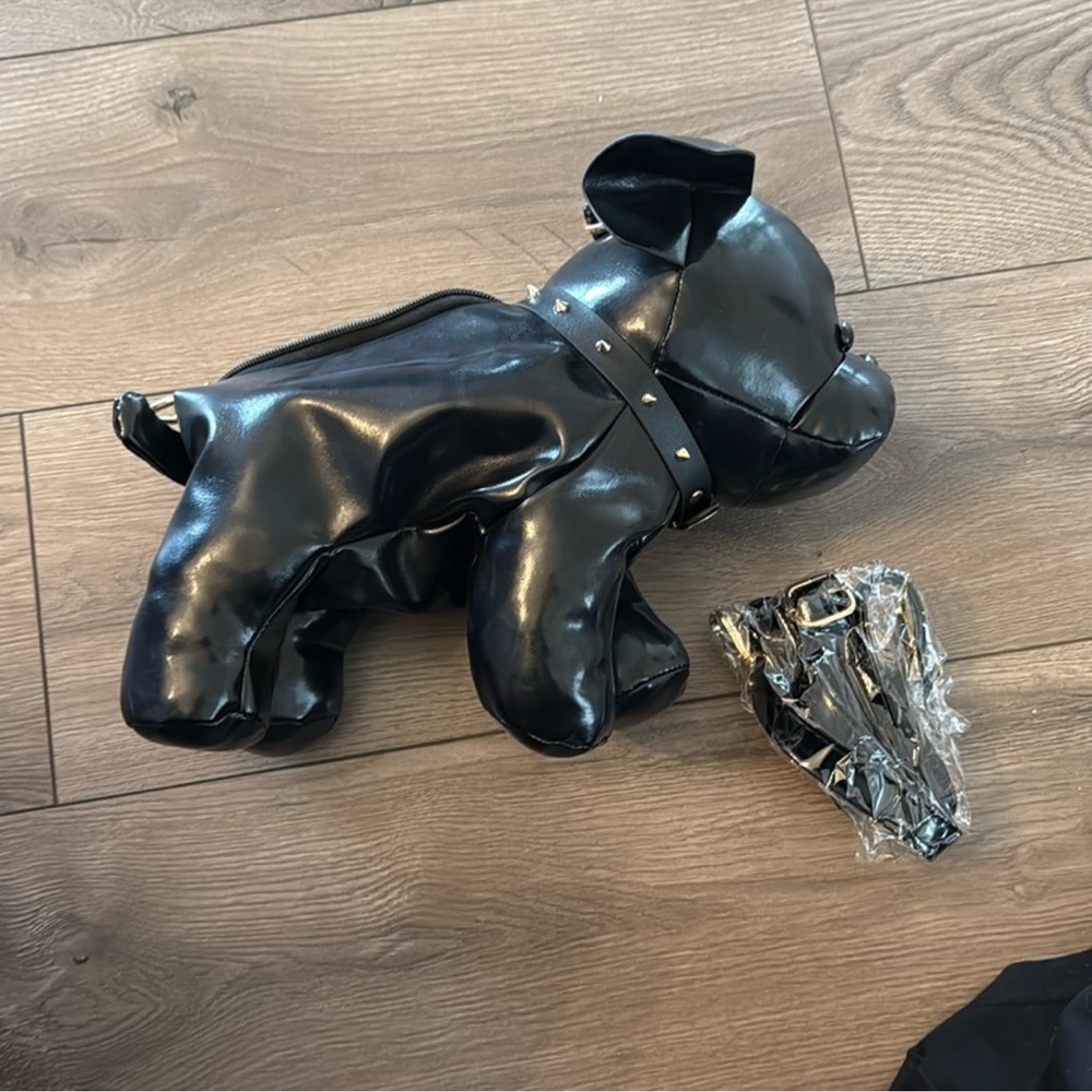 🩷Cutest black doggie bag ever! - Picture 3 of 6